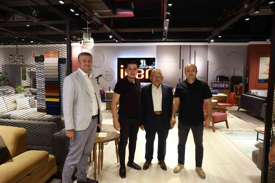 Büyükkılıç’tan Türkiye Ve Avrupa’nın En Büyük Karma Avm’si Kumsmall’a Ziyaret