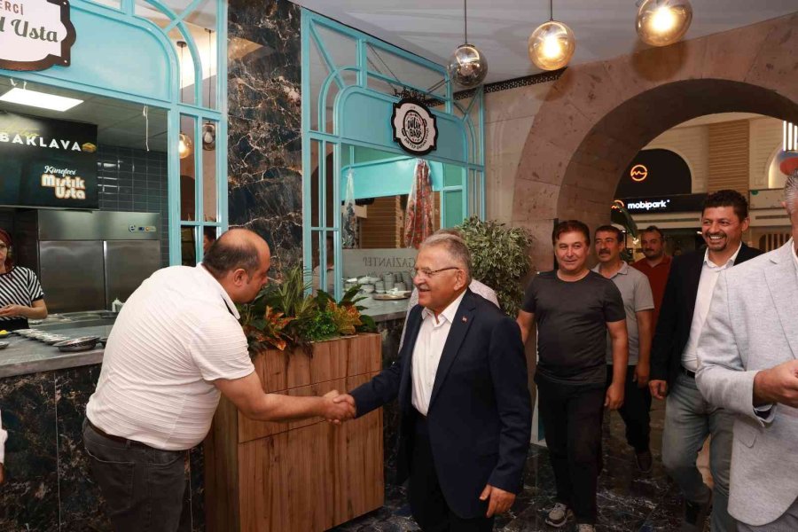 Büyükkılıç’tan Türkiye Ve Avrupa’nın En Büyük Karma Avm’si Kumsmall’a Ziyaret