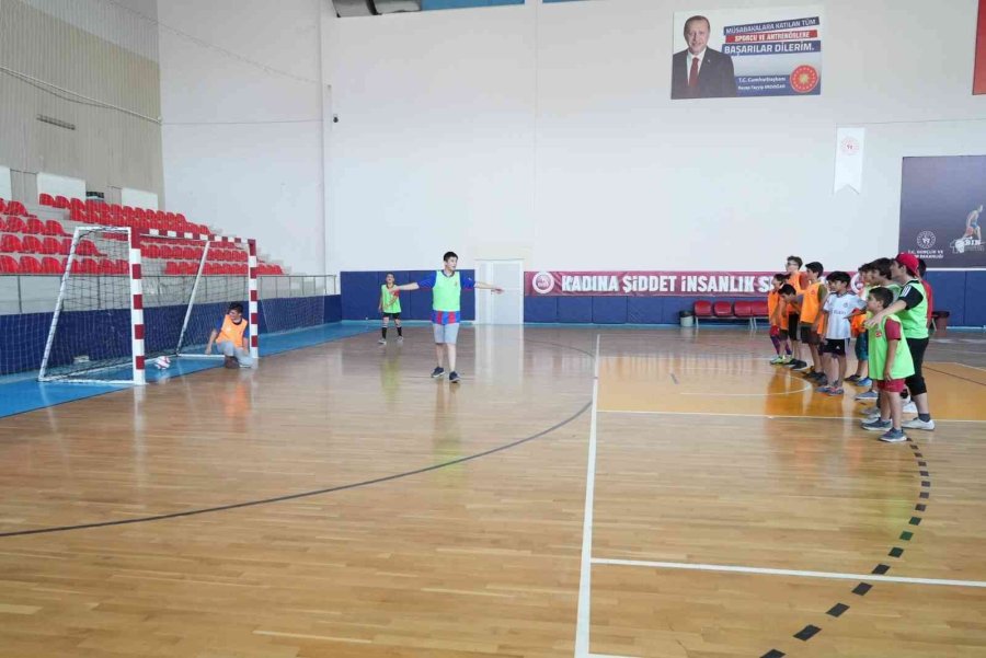 Büyükşehir Kaymek’ten Eğlence Dolu Yaz Okulu Etkinlikleri