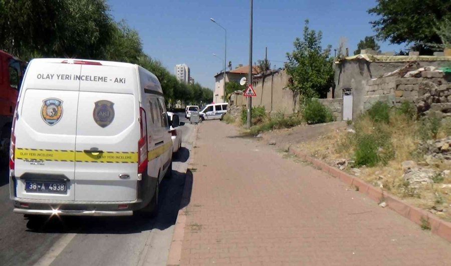 Tabancayla Vurulan Şahıs Yaralandı