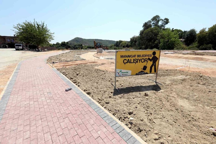 Manavgat Belediyesinden Park Atağı