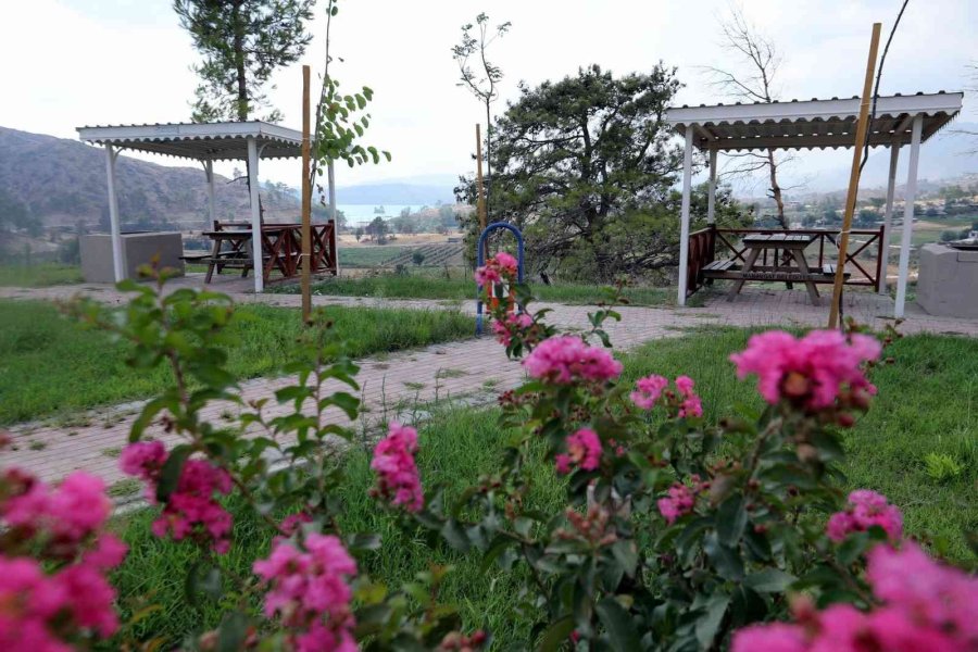 Manavgat Belediyesinden Park Atağı