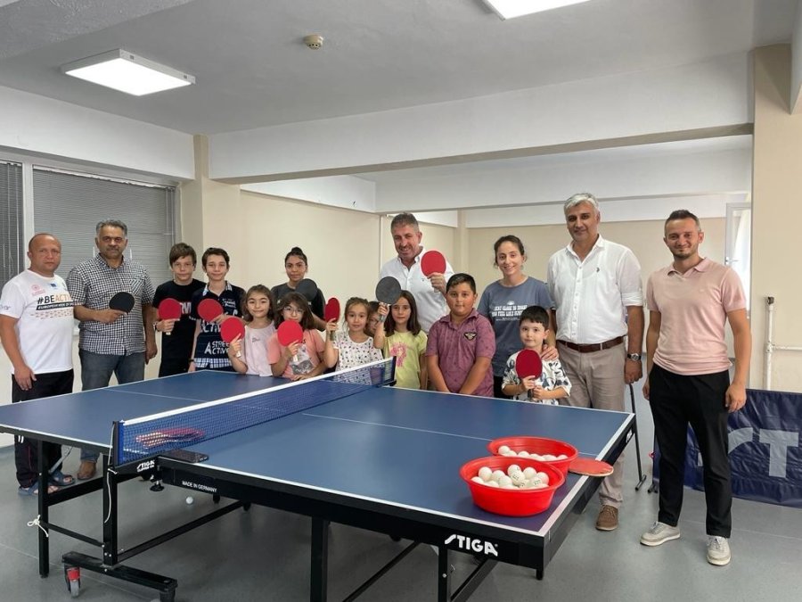 Gençlik Ve Spor İl Müdür Er “yüzme Bilmeyen Kalmasın” Projesinin Çalışmalarını Seyretti