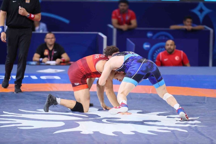 Korkutelili Küçüksolak, Güreşte Dünya 3.’sü Oldu