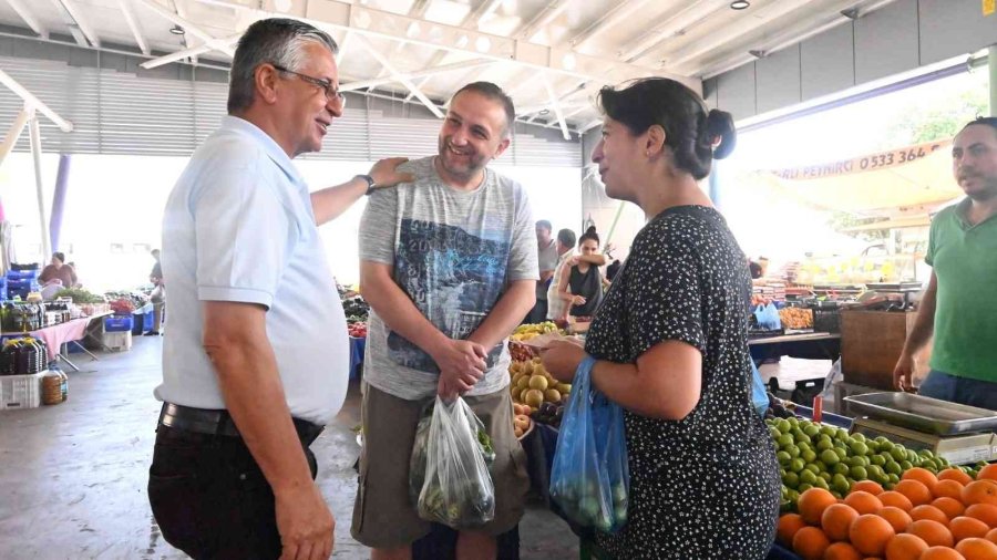 Kemer Belediyesinden Aşure İkramı