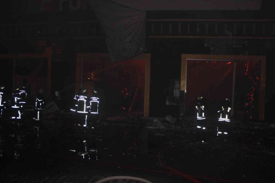 Kayseri’de Fabrika Yangını