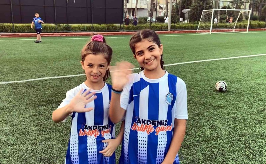 Eylül Ve Lina’nın Hedefi Milli Takım