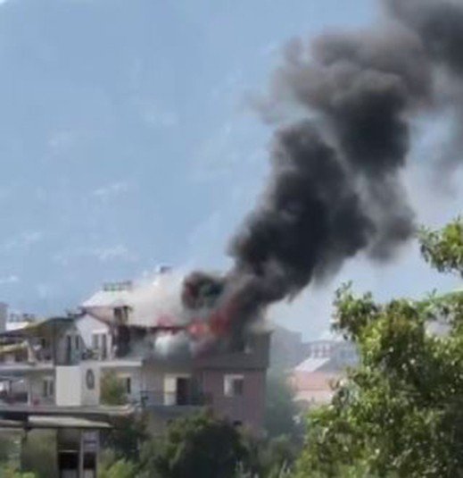 Antalya’da Daire Alev Alev Yandı