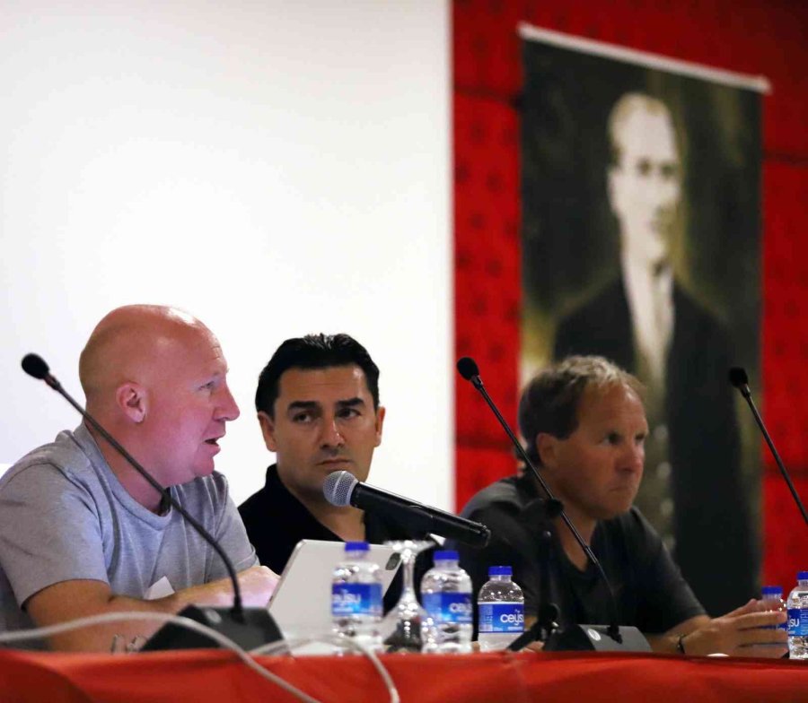 Carlos Ve Patricio Mac Allister’den Antrenörlere Seminer