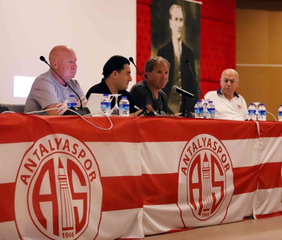 Carlos Ve Patricio Mac Allister’den Antrenörlere Seminer