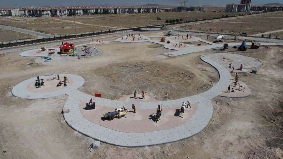 Karaman’da Masal Parkında Çalışmalar Devam Ediyor