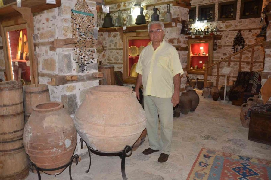 44 Yıl Biriktirdiği Tarihi Eserler, Evine Sığmayınca Hayali Olan Müzeyi Kurdu