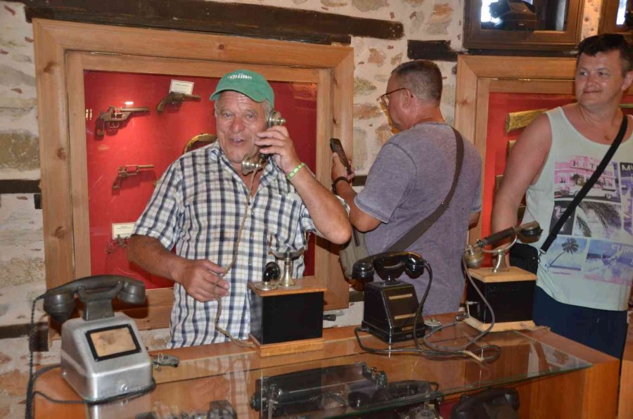 44 Yıl Biriktirdiği Tarihi Eserler, Evine Sığmayınca Hayali Olan Müzeyi Kurdu