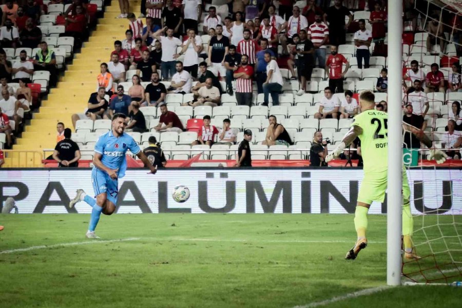 Spor Toto Süper Lig: F.t. Antalyaspor: 2 - Trabzonspor: 1 (ilk Yarı)