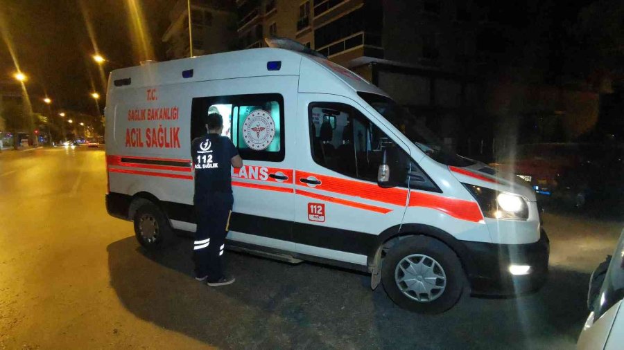 Eski Eşini Takip Edip Apartmanda Önce Darp Etti, Sonra Bıçakladı