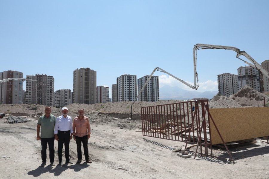 Başkan Çolakbayrakdar: "ilçemizin Geleceği İçin Çalışıyoruz"