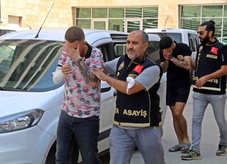 ’kuşçu Kafesten Çıktı’ Mesajını Yayıp 4 Milyonluk Vurgun Yaptı