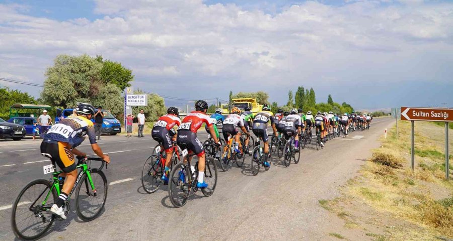 Bisikletçiler Kapadokya’da Başladı Erciyes’te Bitirdi