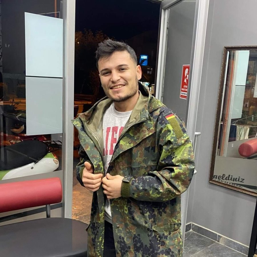 Motosikletiyle Duvara Çarpan Genç Sürücü Yaşamını Yitirdi