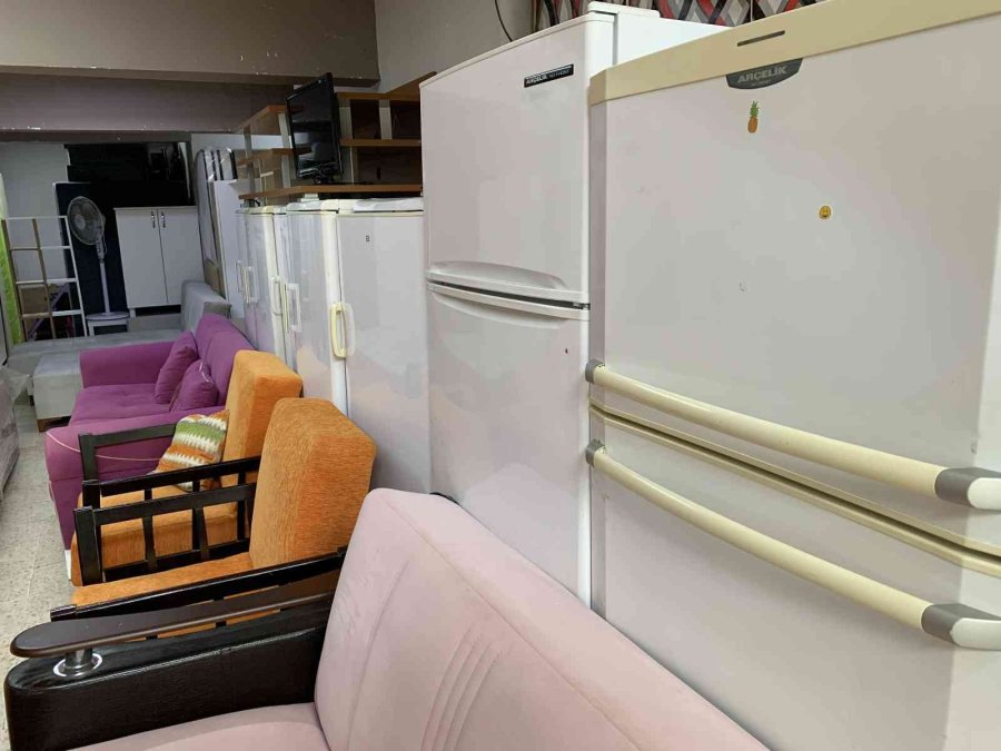 İkinci El Satıcılarından Öğrencilere Uyarılar