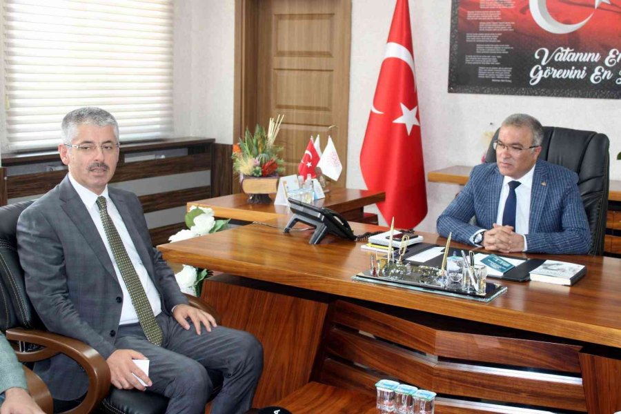 Başkan Çopuroğlu: "kayseri Eğitim, Öğretim Şehri Olma Noktasında Bir İvme Kazanıyor"