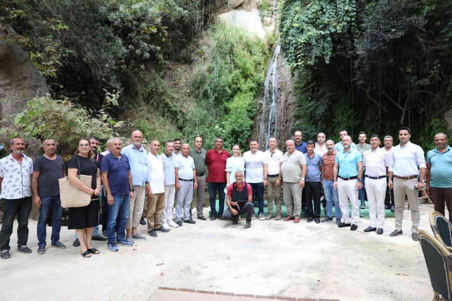 Başkan Yücel, Muhtarlarla Bir Araya Geldi