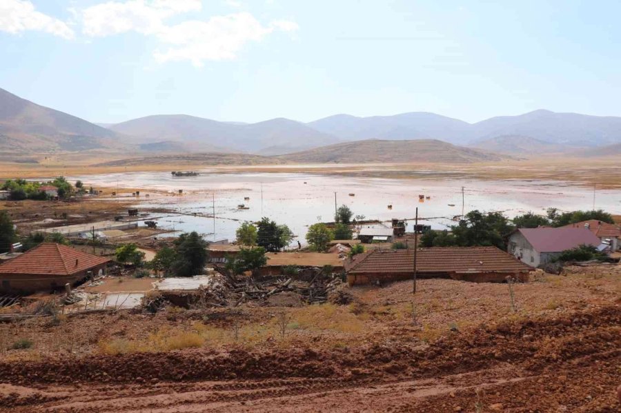 Korkuteli’de Selin Yaraları Sarılıyor