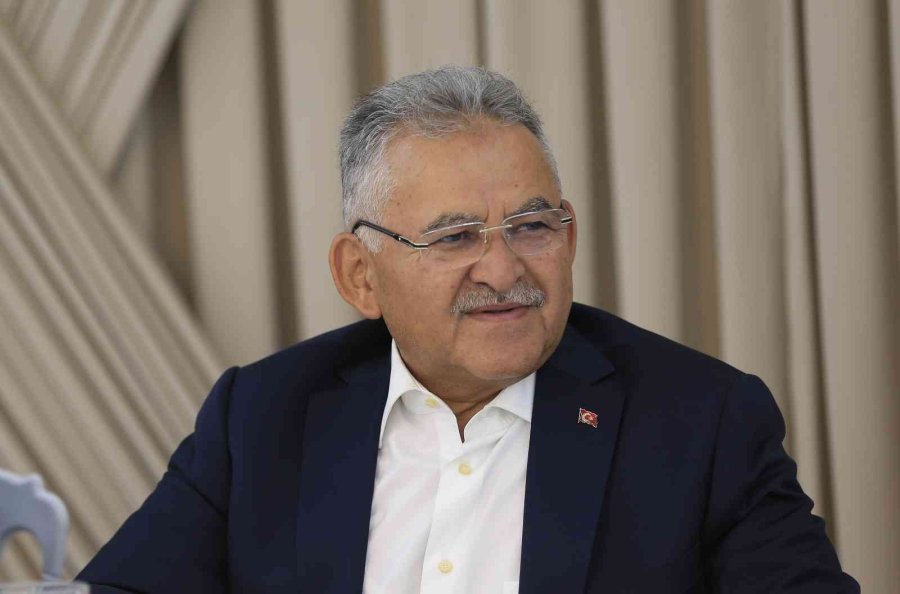 Başkan Büyükkılıç’tan Kocasinan’da Muhtarlarla İstişare Toplantısı