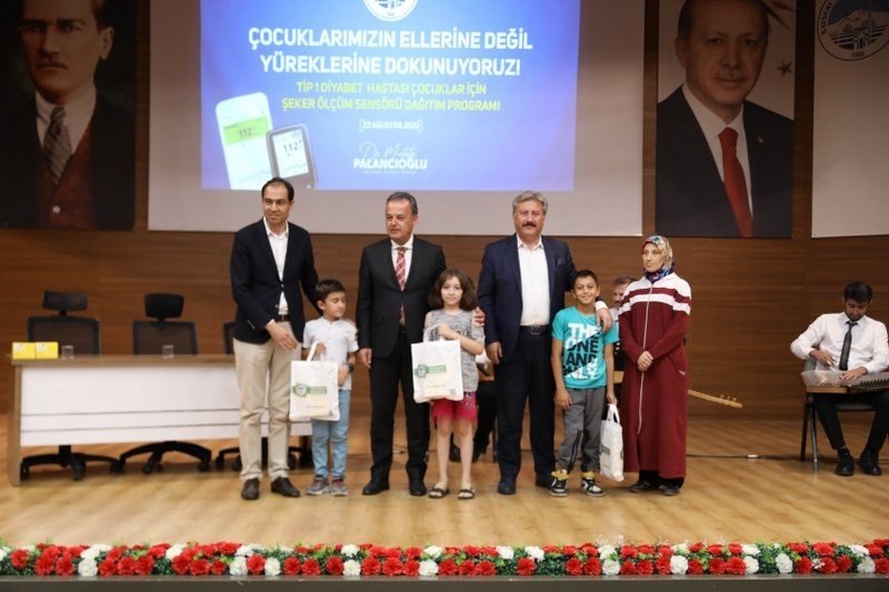 Melikgazi Belediyesi Diyabetli Çocuklara Sensörlü Şeker Ölçüm Cihazı Dağıttı
