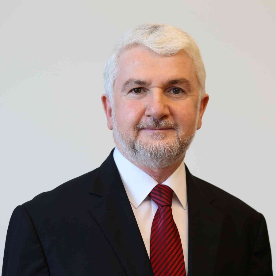 Teı Ödüle Doymuyor