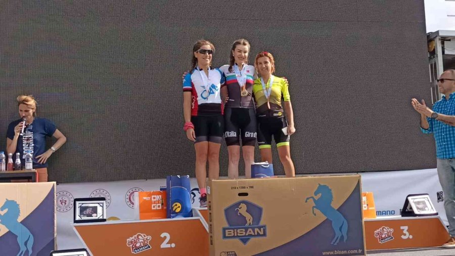 Sporcu Özlem Sakarya Ankara’da Birinci Oldu