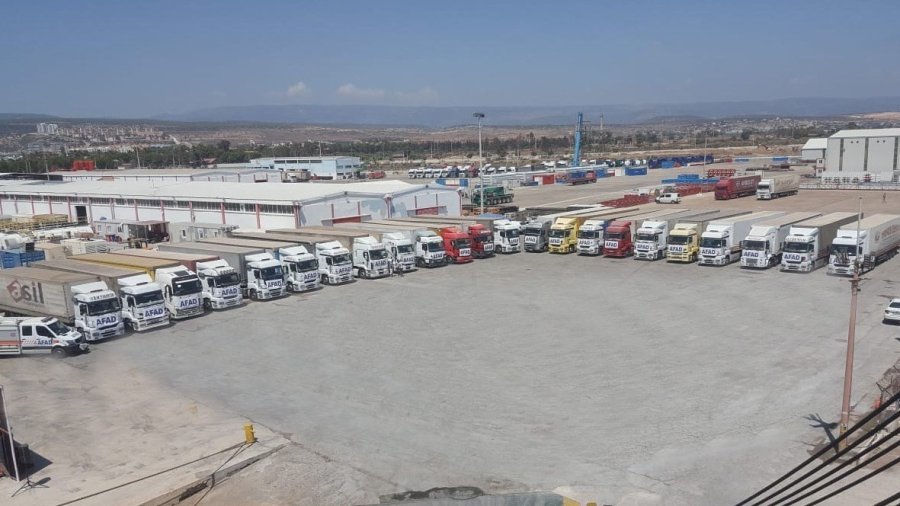 Lübnan’a İnsani Yardım Malzemesi Taşıyan 4. Gemi Mersin’den Uğurlandı