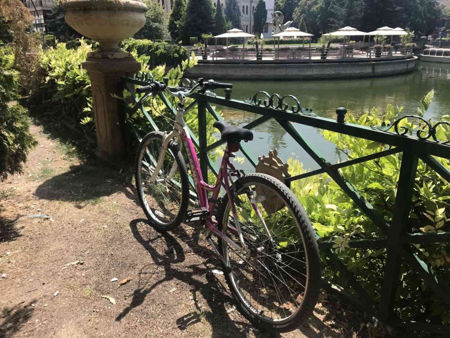 Porsuk Çayı Kenarı Bisiklet Parkına Döndü