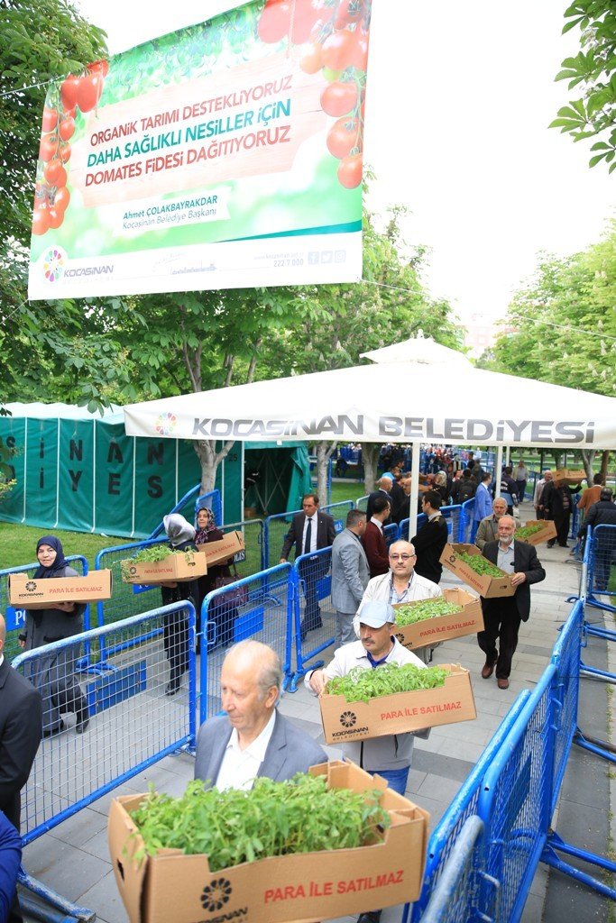Kocasinan Belediyesi’nin Dağıttığı Fideler Ürün Verdi