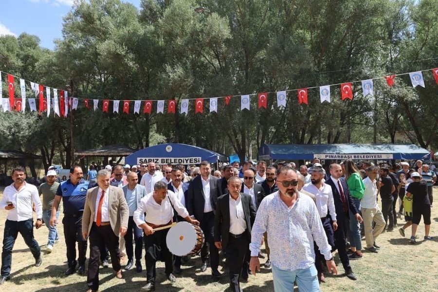 Baki Ersoy Saha Çalışmalarına Hız Kesmeden Devam Ediyor