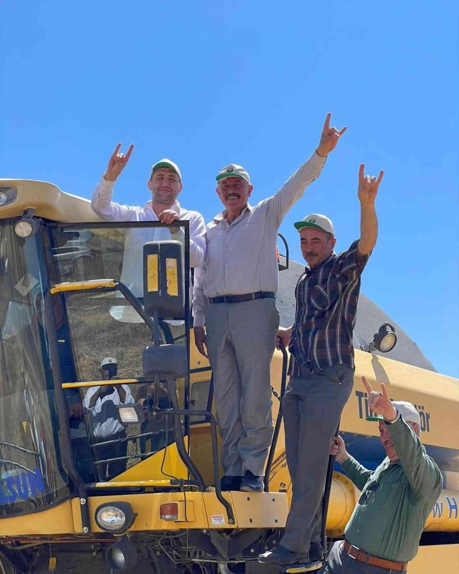 Baki Ersoy Saha Çalışmalarına Hız Kesmeden Devam Ediyor