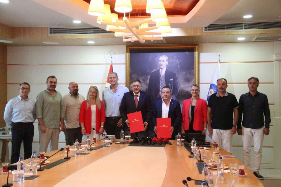 Bir Dönemin Kültür Noktası Olan ’vatan Kahvesi’ Açılıyor