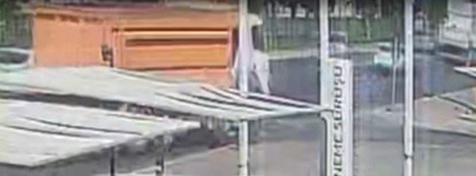 Antalya’da Anne Ve Bebeğinin Öldüğü Yürek Yakan Kaza Kamerada