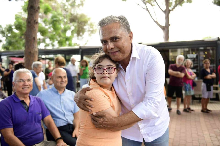 Engelsiz Kafe’de Aşure Günü