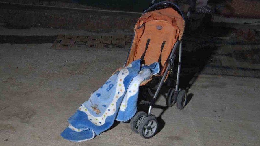 Antalya’da Aşı Kartıyla Birlikte Evin Kapısına Bırakılan Bebeğin Kimliği Belli Oldu