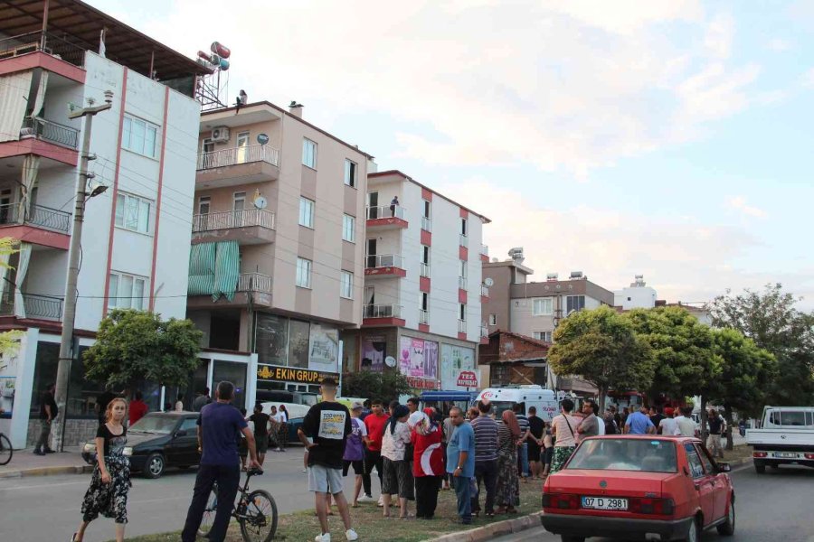 Çatıdaki Eyleminden Köpeklerine Kavuşunca Vazgeçti