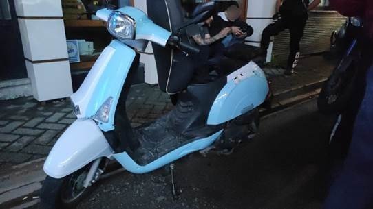 İki Şüpheli Çalıntı Motosiklet, Ruhsatsız Silah, Fişek Ve Uyuşturucu İle Yakalandı