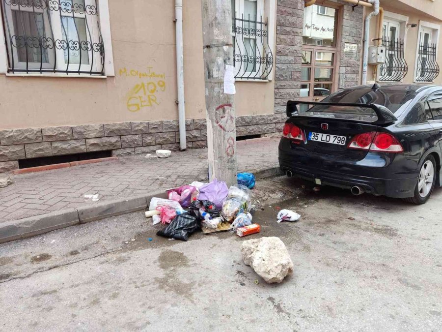 Yazılı Uyarılar Da Onların Umurunda Değil