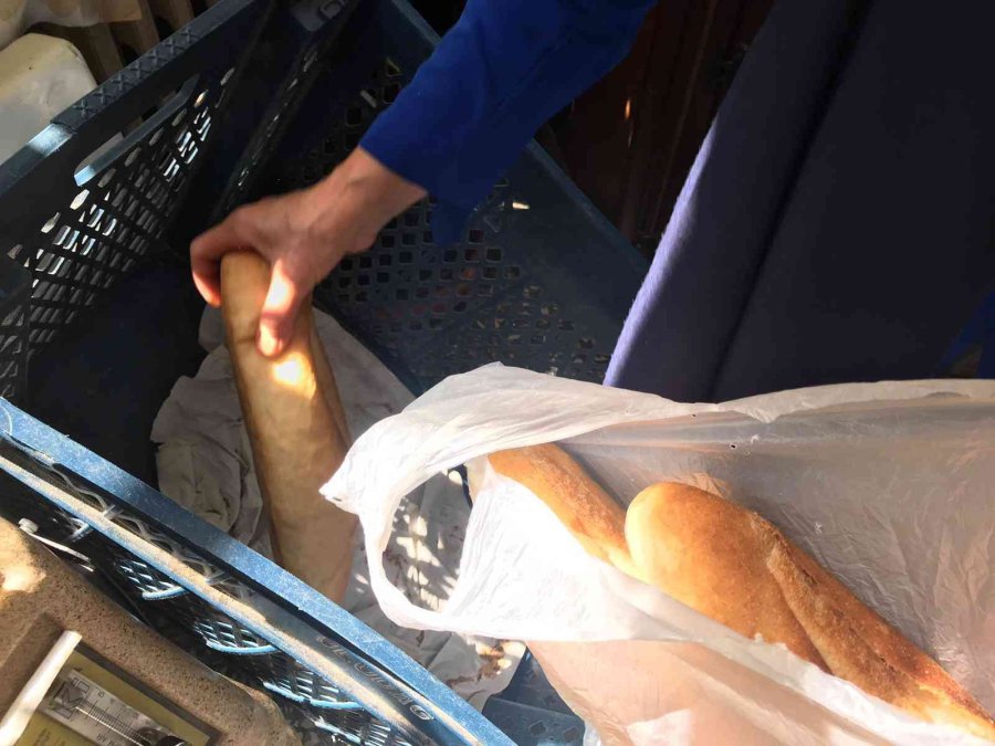 Hayırsever Muhtar 1 Yılda 550 Ekmek Dağıttı