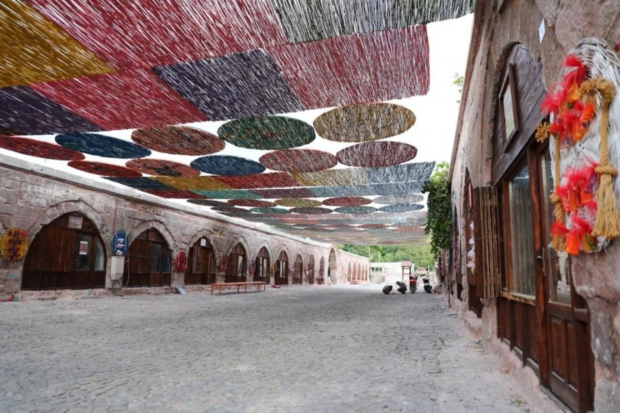 Başkan Büyükkılıç, Medeniyetler Şehri Kayseri’nin Tarihine Sahip Çıkıyor