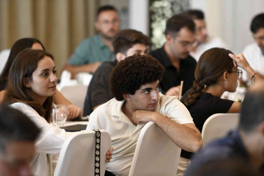 Ümit Uysal: “şehirde İnovasyon Kültürünün Canlı Kalması İçin Uğraşıyoruz”