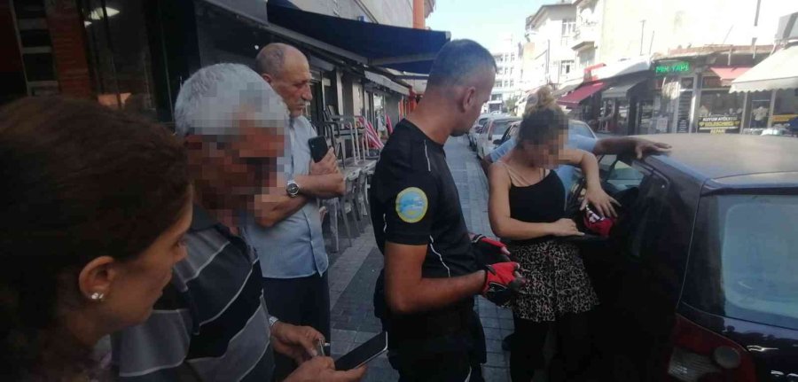 "acil Görüşme Yapmam Lazım" Diyerek Aldığı Telefonla Ortadan Kayboldu