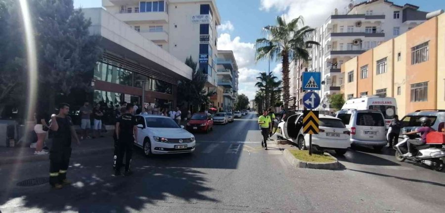 Manavgat’ta Trafik Kazası: 4 Yaralı