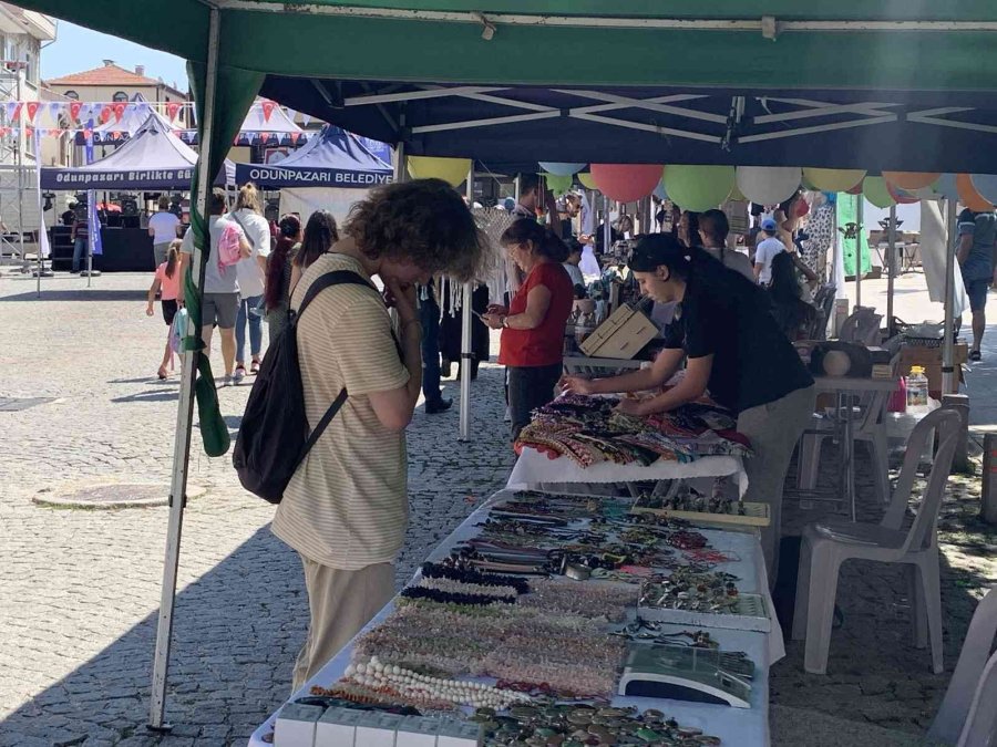 Tarihi Odunpazarı Bölgesinde Şenlik Yoğunluğu