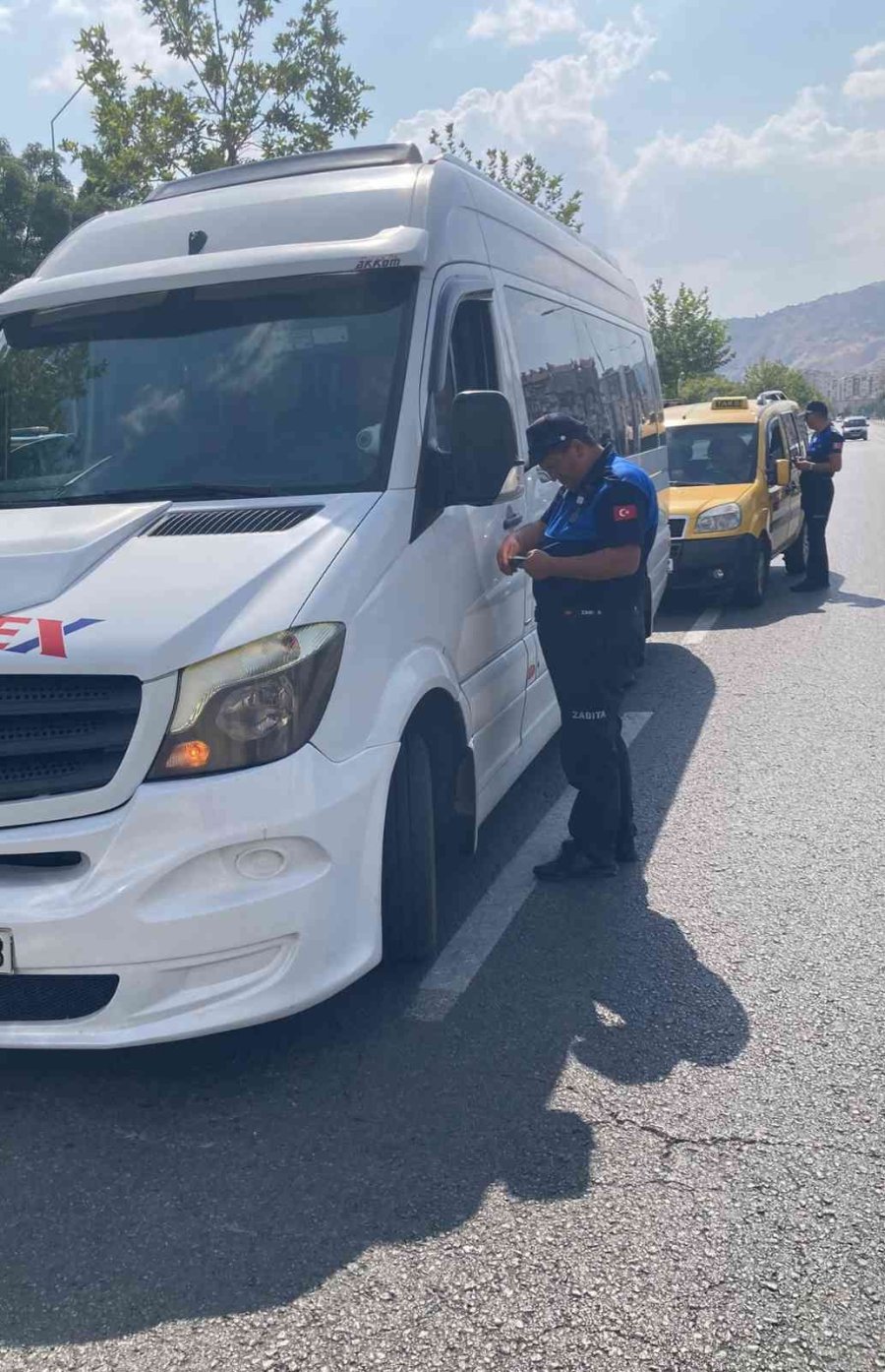 Büyükşehir Zabıtasından Şehir İçi Toplu Taşım Araçlarına Denetim